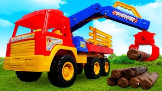 Camion per la legna bulldozer gru e trattori fanno un prato  Giochi per bambini con le macchinine [upl. by Nevah212]