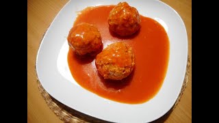 Mäsové guľky v paradajkovej omáčke Recept z tradičnej slovenskej kuchyne [upl. by Ailisab]