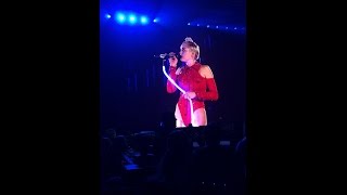 Miley Cyrus  Jolene Live explicit [upl. by Demetris]