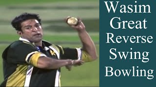 Wasim Akram Most Skillful Bowling With The Old Ball  Amazing Reverse Swing Bowling [upl. by Cohbath696]